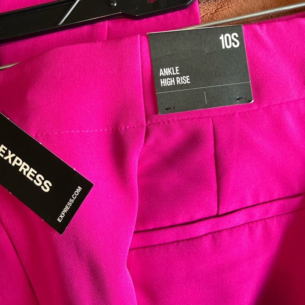 Express Fuchsia Pantsuit-  FREE SHIPPING - Picture 10 of 14